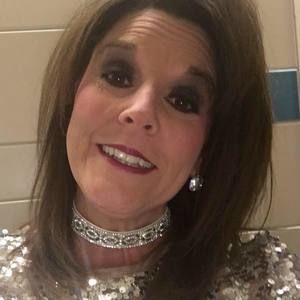 Meet your Posher, Kelli